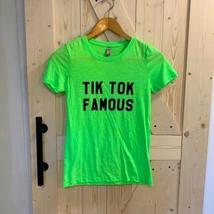 TIK TOK FAMOUS Graphic T